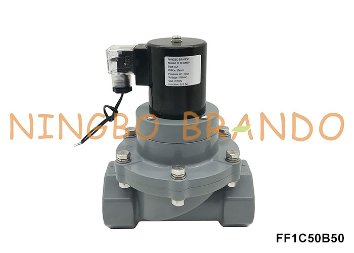 2' DN50 विरोधी जंग प्रतिरोधी CPVC सोलेनोइड वाल्व केमिकल एसिड के लिए 24V 220V